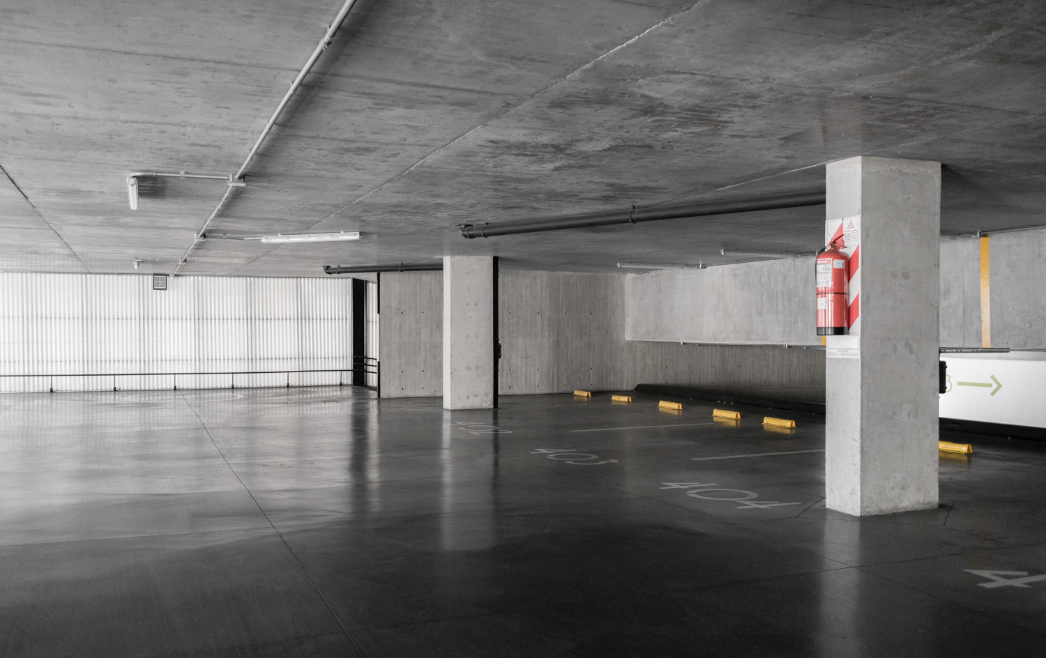 Estacionamiento Italia 723